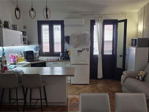 CASA SEMINDIPENDENTE AL PIANO PRIMO